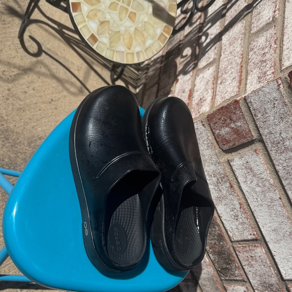 Oofos Oo Lala Black Glossy Clogs COMFY Mens sz 7 Women’s 9 preowned